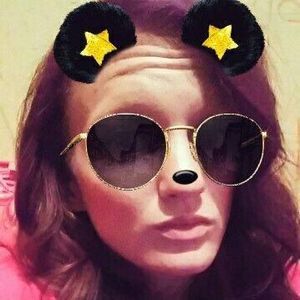 Meet your Posher, Chasity